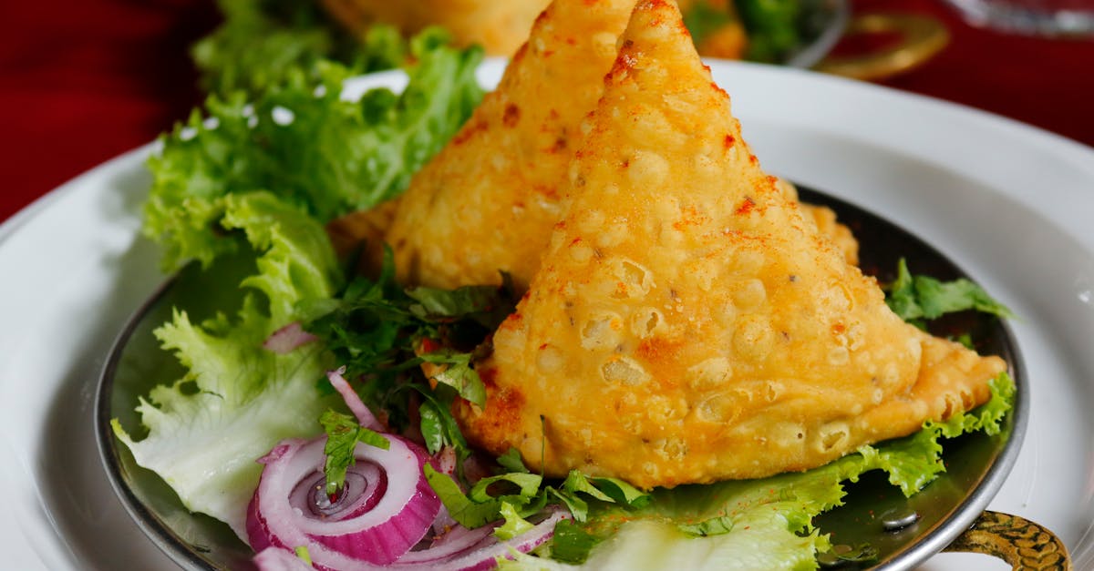 découvrez une recette facile et savoureuse de samoussas au thon, parfaite pour un apéritif original ou un repas rapide.