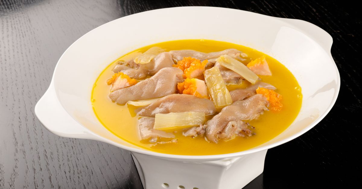 Accueil 17 découvrez notre délicieuse soupe de patate douce et carotte, parfaite pour une repas sain et réconfortant. facile à préparer et pleine de saveurs naturelles.