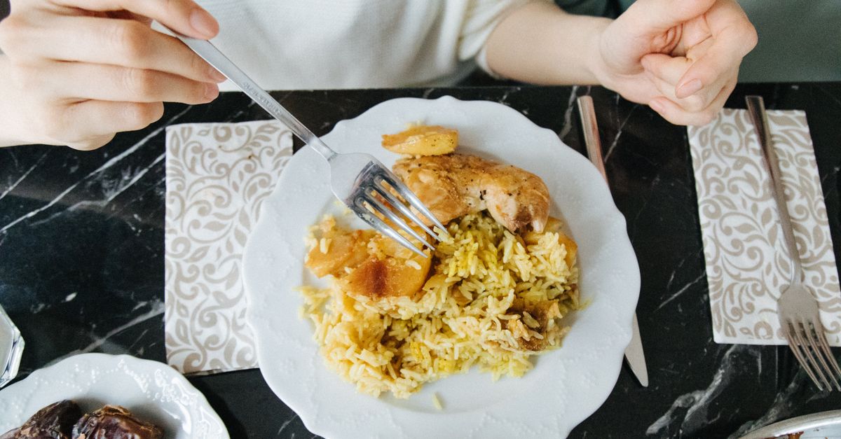 découvrez notre délicieuse recette de poulet au boulgour, un plat sain et facile à préparer, parfait pour un repas équilibré et savoureux.