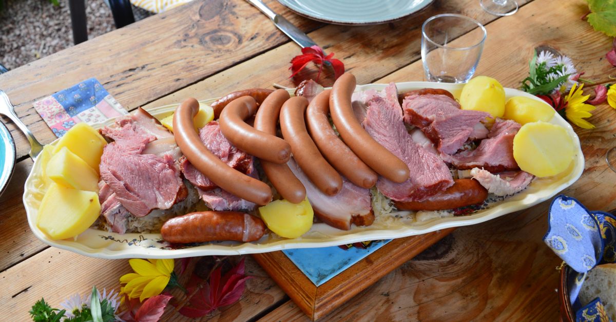 Accueil 17 recette simple et rapide de chou et saucisse au cookeo, pour un plat savoureux et facile à préparer.