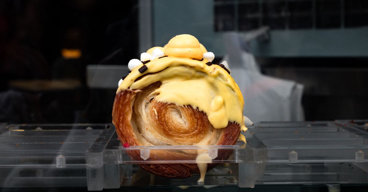 Accueil 17 découvrez la recette authentique de la brioche parisienne traditionnelle, moelleuse et délicieusement dorée, pour un petit-déjeuner gourmand.